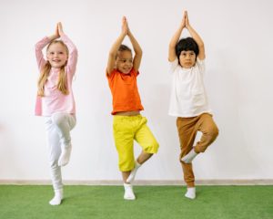 Centre your child for SUCCESS! Crossing the Midline